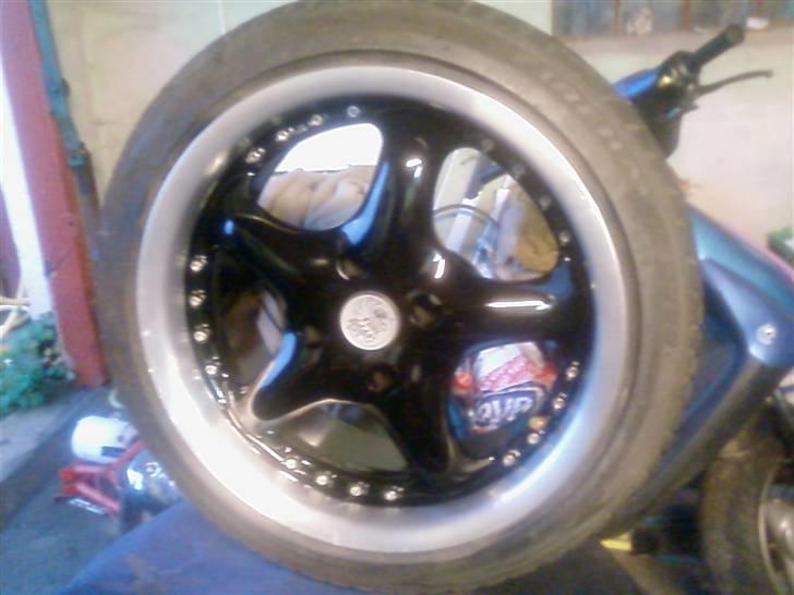 Ford sierra doch (SOLGT)  - 16" efter maling... det pyntede billede 10