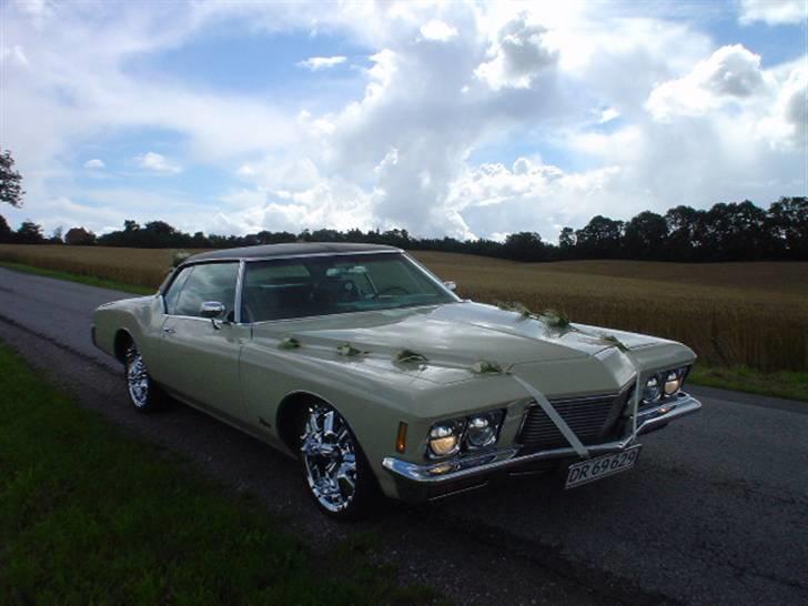 Buick Riviera - En enkelt brudekørsel er det også blevet til, her for en god bekendt... billede 9