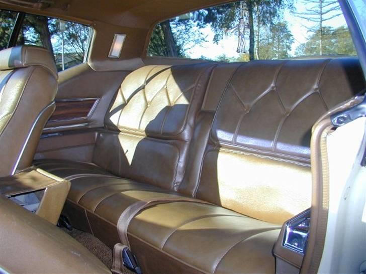 Buick Riviera - Bagsæde pass. kan som regel også finde sig til rette... billede 11