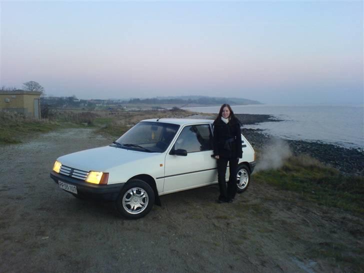 Peugeot 205 R.I.P (Brændte) billede 1