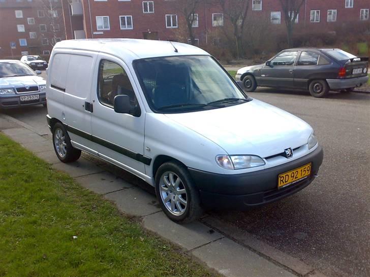 Peugeot Partner 1,9 D - SOLGT billede 1