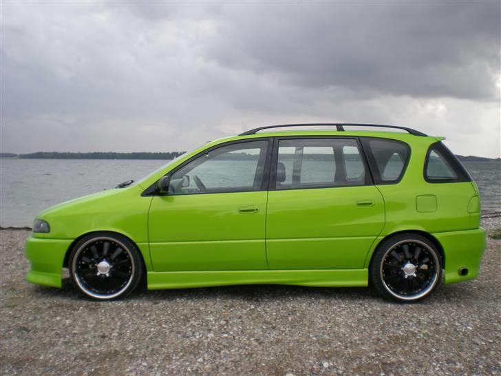 Toyota Sportsvan SOLGT billede 2