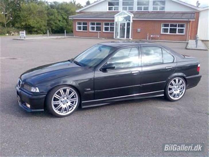 BMW 320i E36 ***SOLGT*** - Ny bil 320i E36 billede 2
