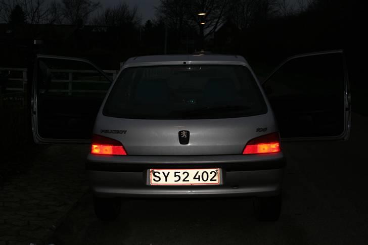 Peugeot 106 independence billede 11