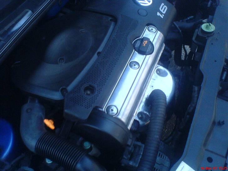 VW polo 6n solgt - polert ventildeksel :D billede 1