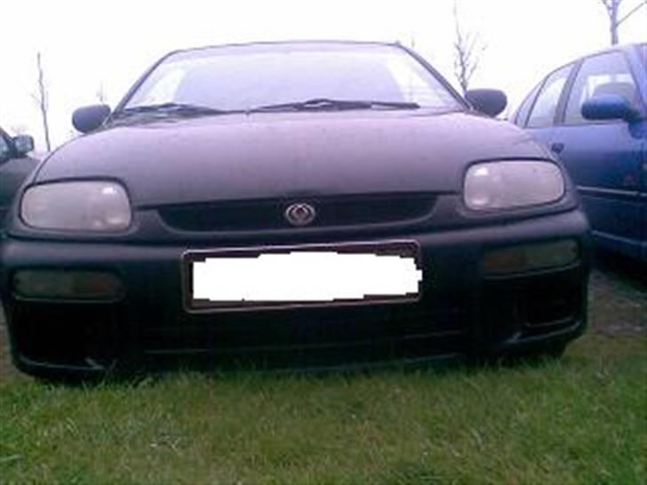 Mazda 323c  billede 17