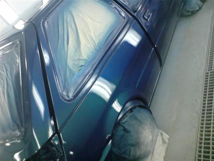 Ford fiesta 1,8 16v SLOGT - kan i se hvordan lakken skifter farve? billede 3