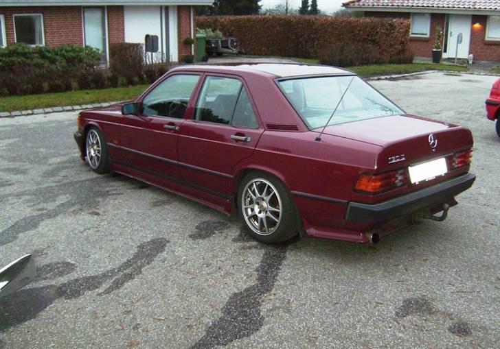 Mercedes Benz  190 D 2,5 (totalskadet) billede 10