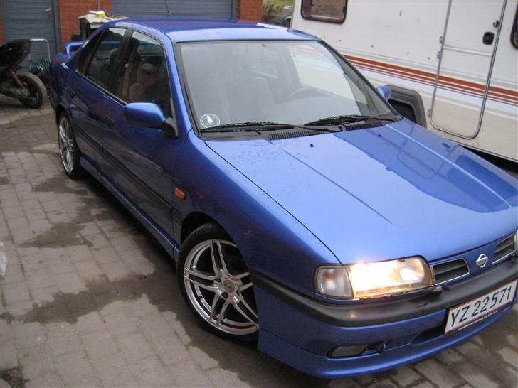 Nissan primera Donor bil. billede 2