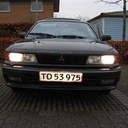 Mitsubishi Galant