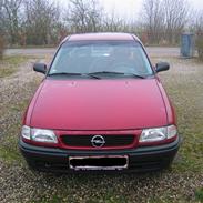 Opel Astra F Sedan 1,6 "R.I.P"