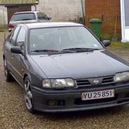 Nissan Primera (skrotte)