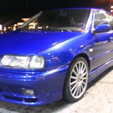 Nissan Primera (SOLGT)