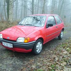 Ford Fiesta1,1icl "Mormor"