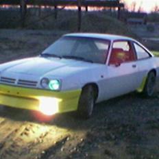 Opel Manta B GSI / I400