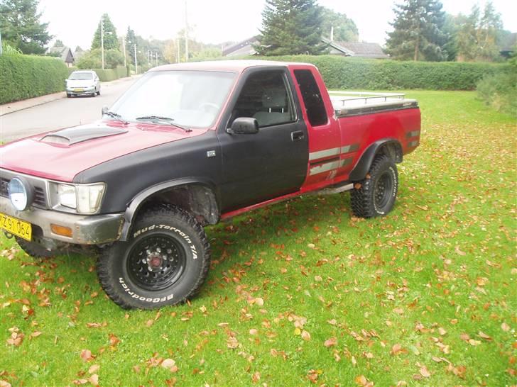 Toyota hilux  ( tilsalg ) billede 4