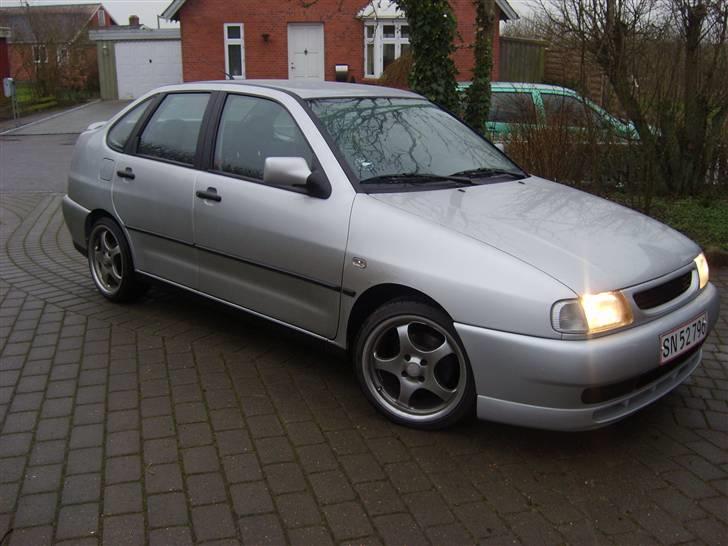 Seat Cordoba  *SOLGT* billede 1