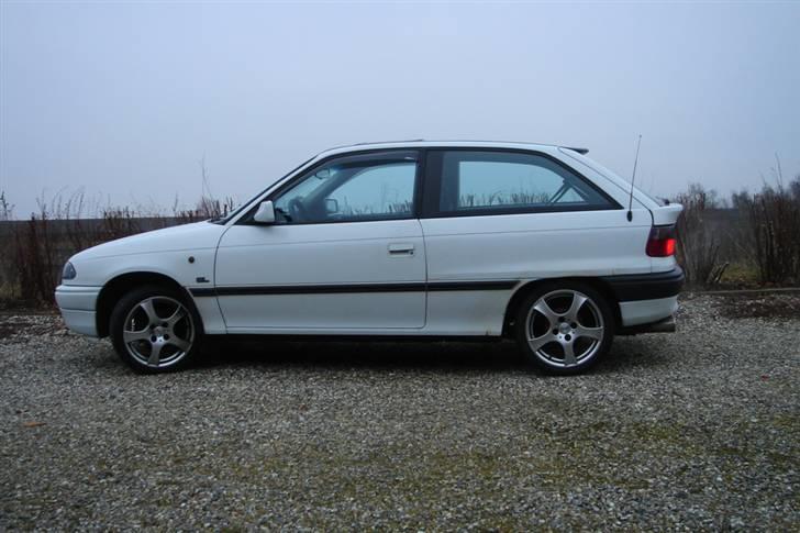 Opel Astra F 1,4 billede 8