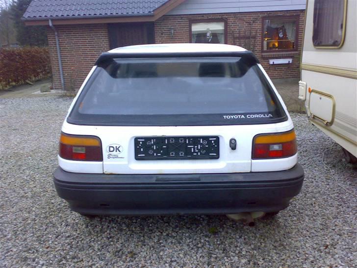 Toyota corolla (Skrotet) billede 2