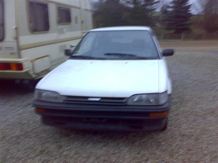 Toyota corolla (Skrotet) billede 5
