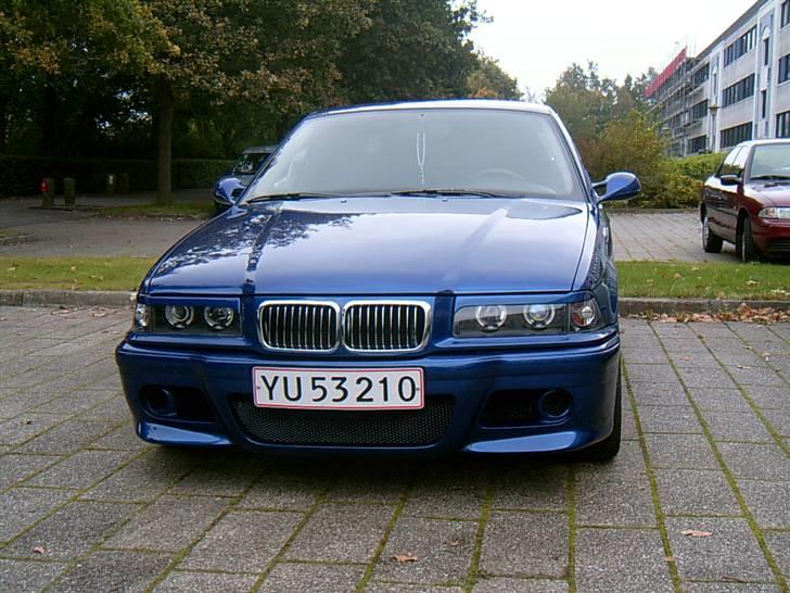 BMW E36 320i (TOTAL SKADET) billede 5