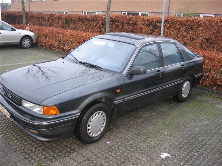 Mitsubishi Galant billede 1