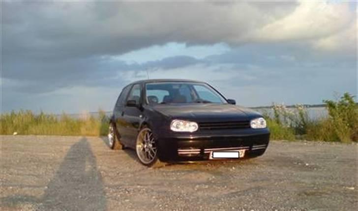 VW Golf 4 1,8 20v SOLGT billede 1