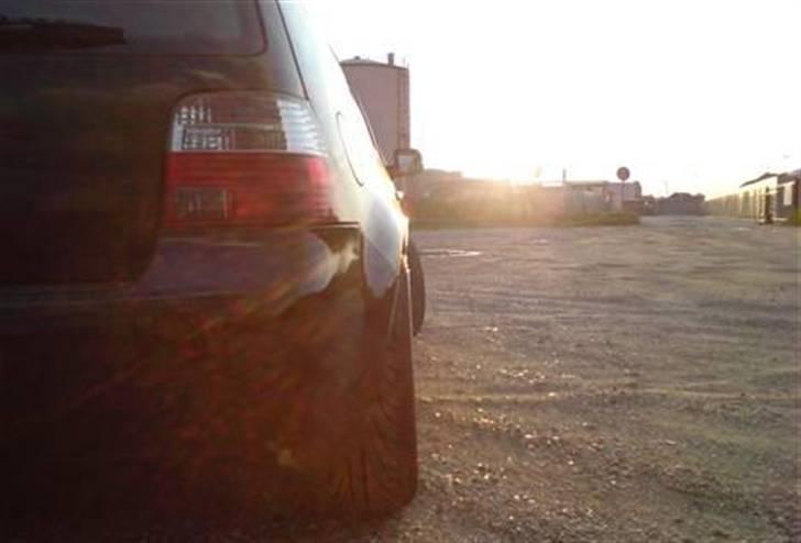 VW Golf 4 1,8 20v SOLGT billede 3