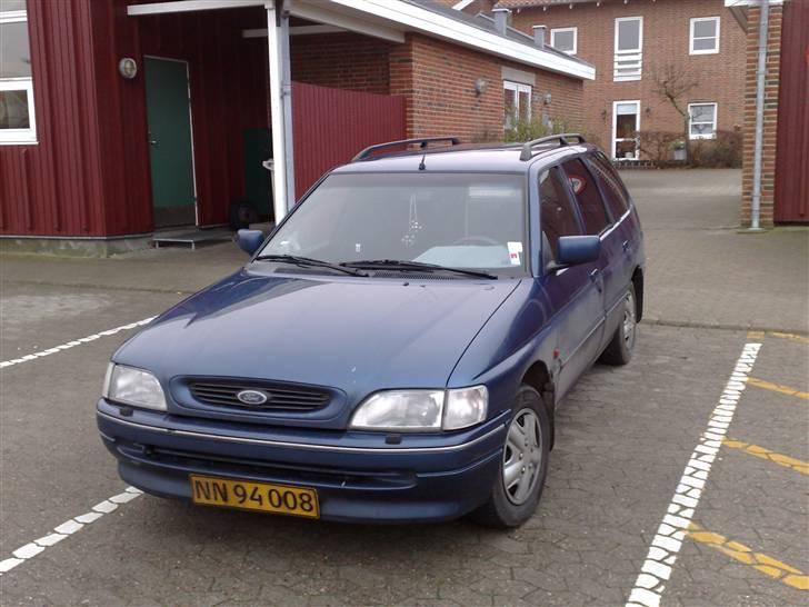 Ford escort *DØD* billede 1