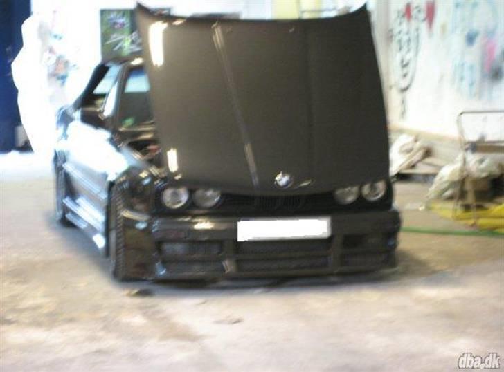 BMW e30 325i cabrio. SOLGT billede 14