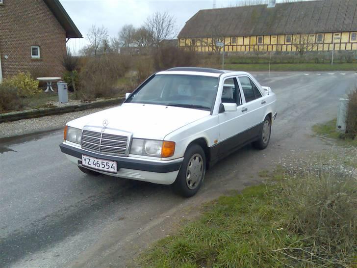 Mercedes Benz 190E 2.0  billede 2