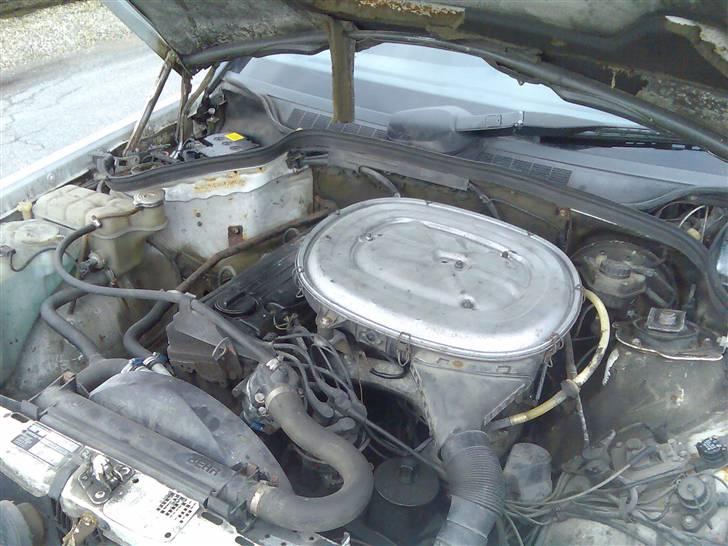 Mercedes Benz 190E 2.0  billede 9