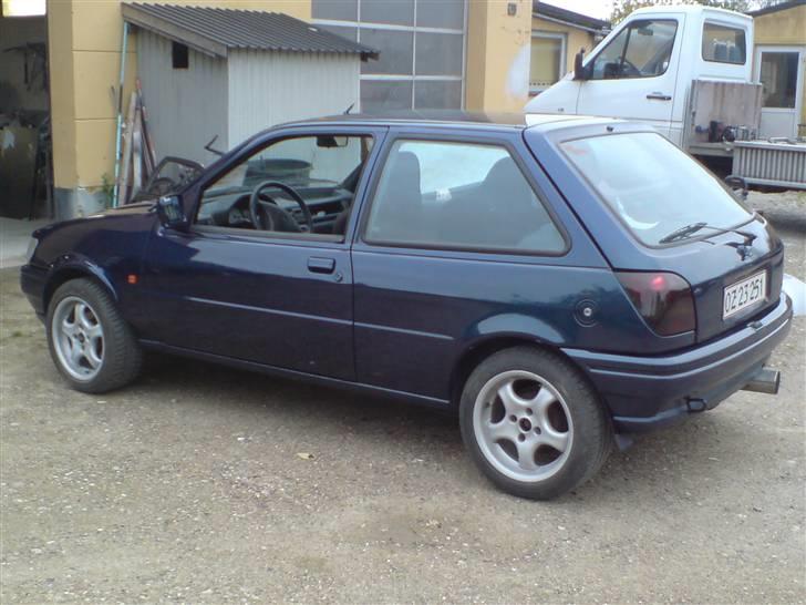 Ford fiesta 1,8 16v SLOGT billede 9