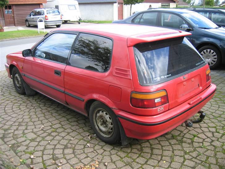 Toyota Corolla EE90 - Lige et lille billede af fra siden af, hvor man tydeligt kan se de tonede ruder... billede 10