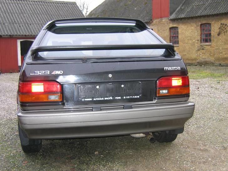Mazda 323 GTX Turbo4WD *SOLGT*  billede 8