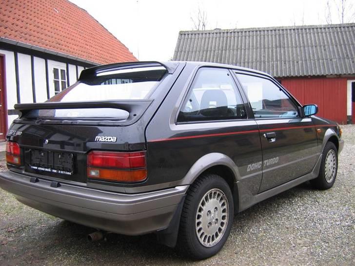Mazda 323 GTX Turbo4WD *SOLGT*  billede 9