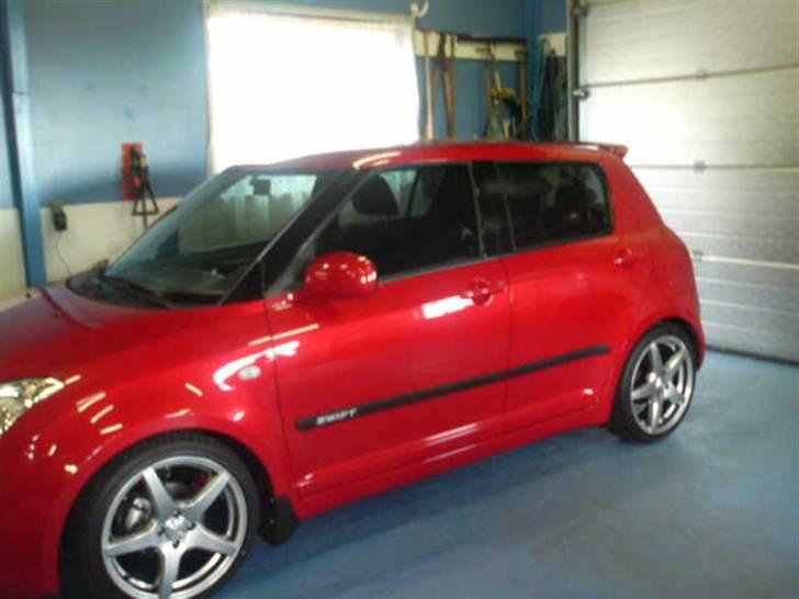 Suzuki swift (solgt) billede 3