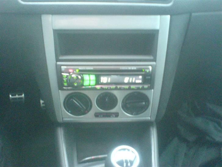 VW Golf 4 1.8 T GTI Solgt - //////ALPINE Headunit + helt ny boks over Radio - Har stadig Navigationen ! billede 12