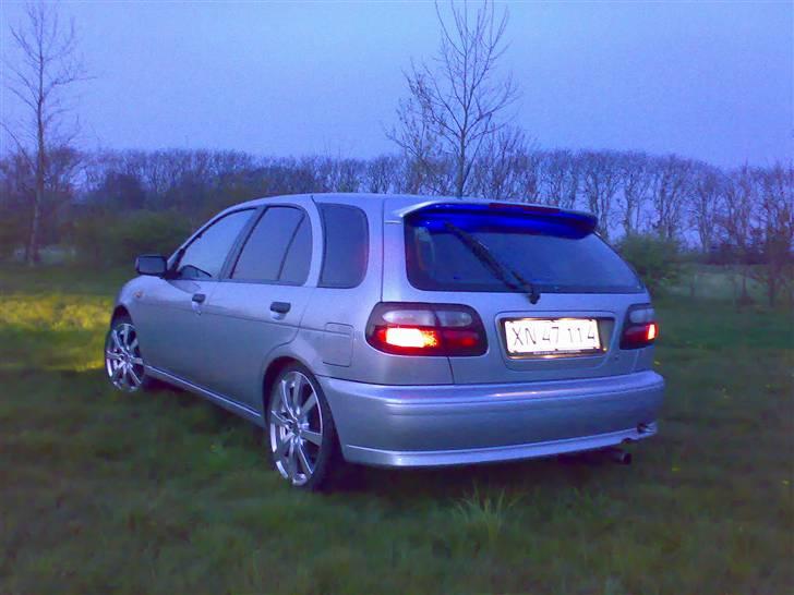 Nissan Almera 1.4s 16v Twincam "solgt" billede 1