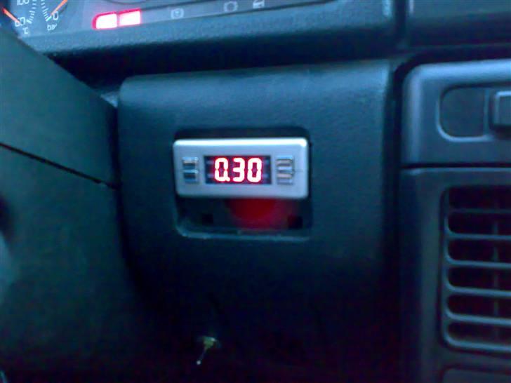 Fiat  Uno Turbo i.e. Racing. - lige installeret turbo timer. skal selvfølelig havde lavet det pænere billede 4