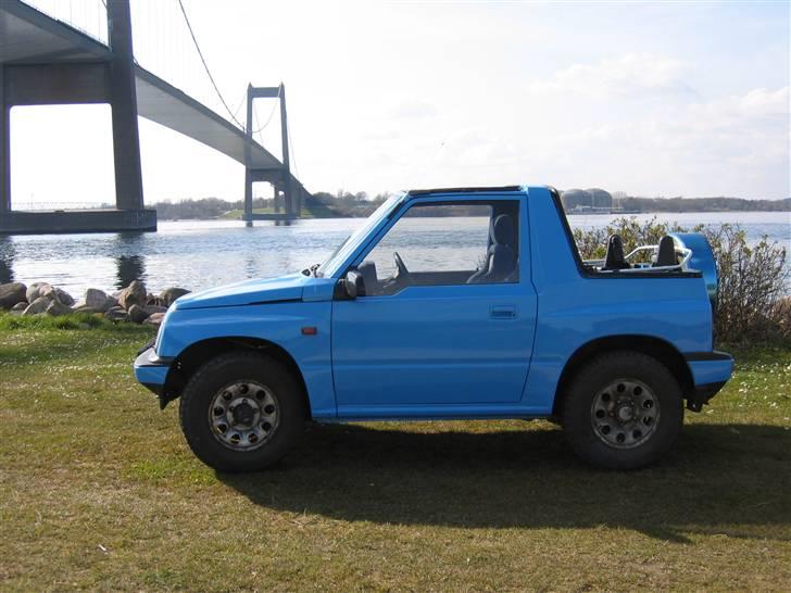 Suzuki Vitara (Solgt) - Solskin, af med toppen :) billede 1