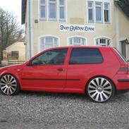 VW golf 1,9 D * SOLGT *