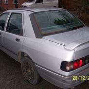 Ford sierra 2.0i cl skrottet