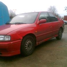 Nissan Primera P10 GT