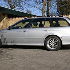 BMW E39 525dA Touring *SOLGT*