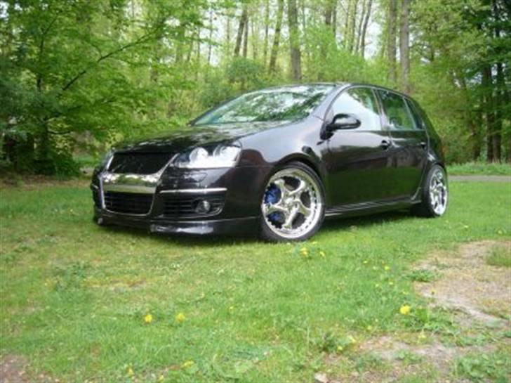 VW Golf V - Frontgrillen skal måske laves om billede 7