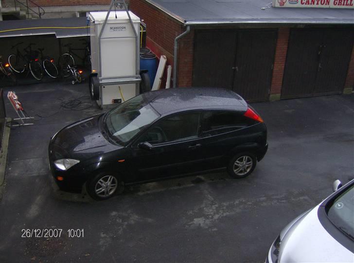 Ford Focus "Solgt" - Oppe fra lejligheden (-: billede 2