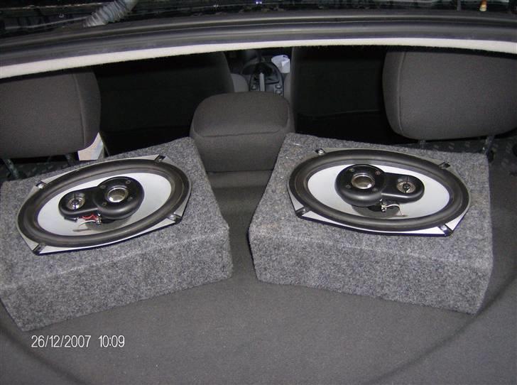 Ford Focus "Solgt" - Højtaler som jeg selv har lavet billede 14