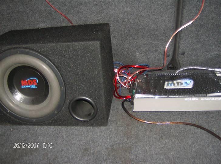 Ford Focus "Solgt" - det skal nok komme til at se bedre ud i bagage rummet (-: billede 19