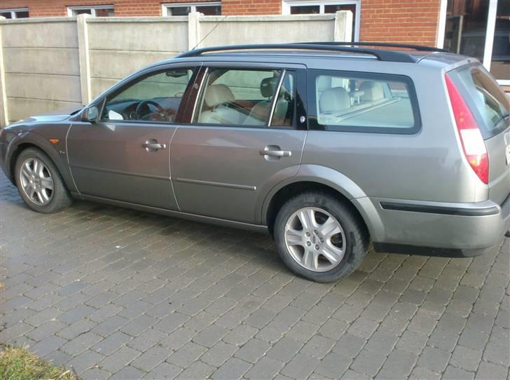 Ford mondeo 2.5 V6 billede 2